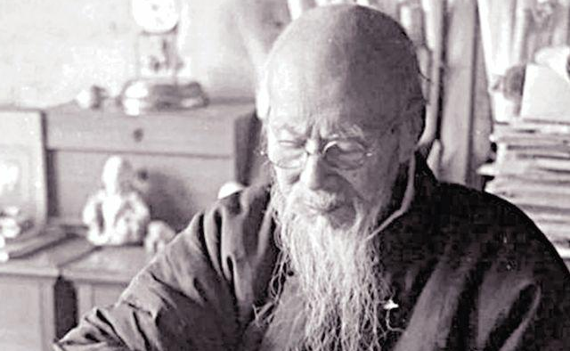 �R��ʯ���L�c��