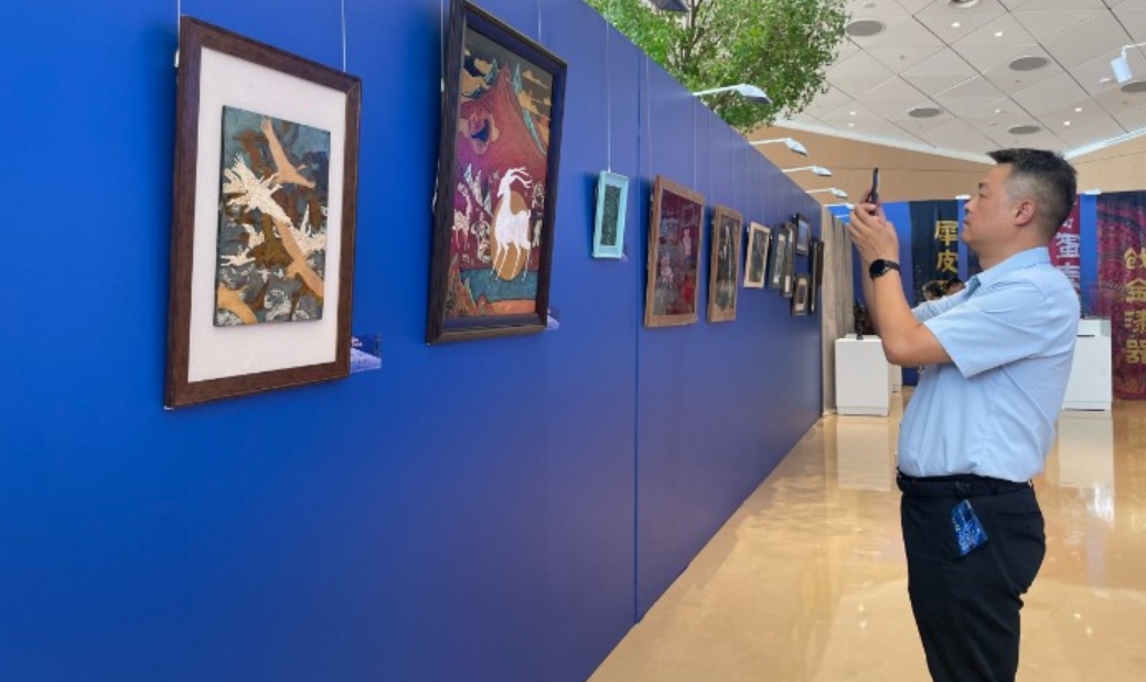 <b>���������� ������Ȥ�������з��z�(xi��ng)Ŀ���}չ��Ļ</b>