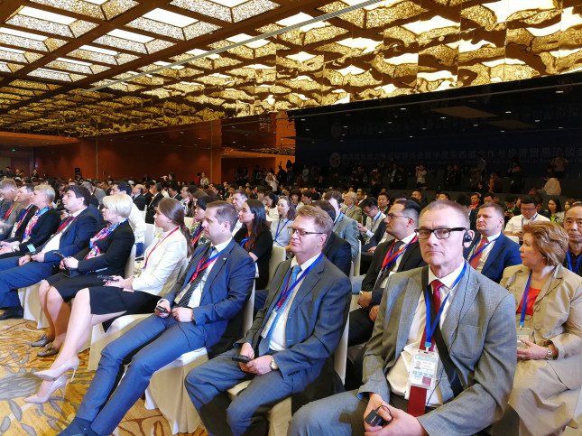 <b>����ýz���� ���ʡ�����ƽ�107���Ŀ</b>