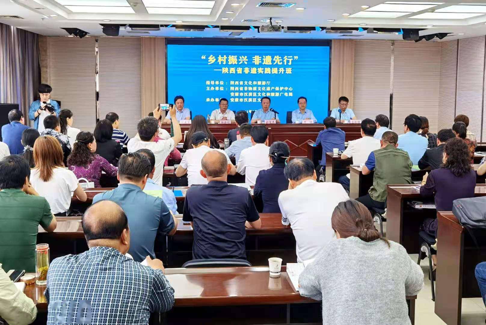 ����e�k���l(xi��ng)�����d ���z���С���(sh��)�`������