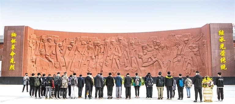 �����N��ʽ�_չ������Ӣ�һ��(d��ng)