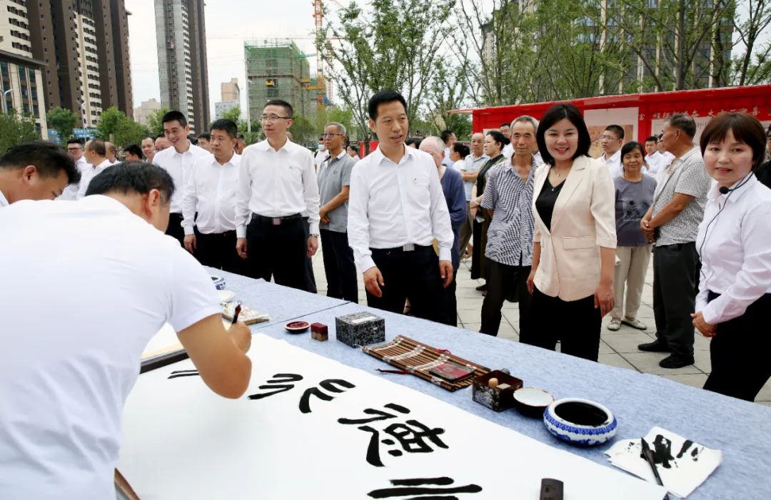��ƽ���}��Y(ji��)�Ѻÿh30�����(sh��)��(hu��)�zӰչ�e�k