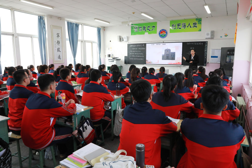 �r�����������I(y��)|�Ӱ��ЌW(xu��)�����Ӱ�����̕����� ̽��˼�������n������