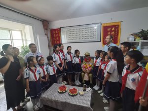 ����������С�����мtɫ�������¾���ɐ�(��i)����