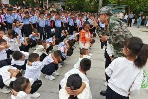 �������h���W(xu��)У�_չ��9.18���o(j��)����