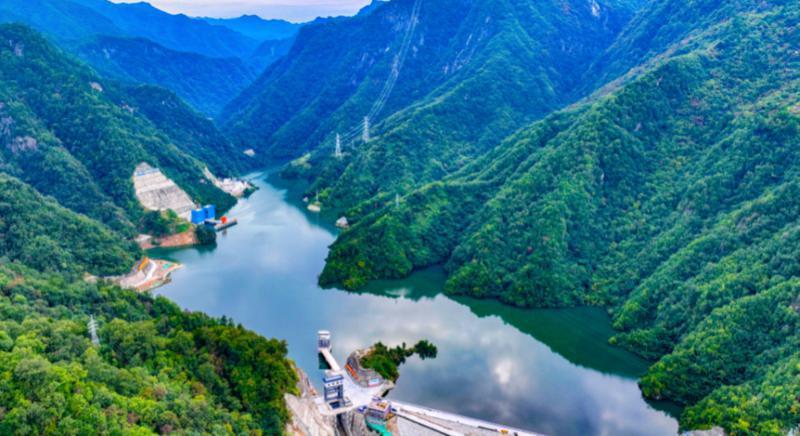 ��Gǰ�� ���³��l(f��)���������������c(di��n)�(xi��ng)Ŀ�^Ħ����ϾGɫ�D(zhu��n)�Ͱl(f��)չ