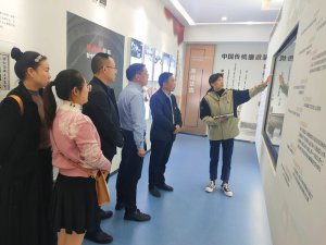 �h�������l(xi��ng)�h�{���(zh��n)���ČW(xu��)У�h֧���_(k��i)չ��ʾ����