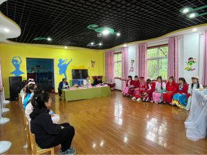 ������Ͽh�����(zh��n)�����׃��@�e�н̎���������ِ