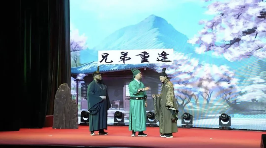 �������f(shu��)��ˇ�g(sh��)�F(tu��n)����ȼ̫�O�� �����˲��������}��ˇ���(d��ng)��Ѯ�(y��ng)����