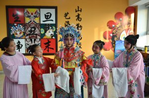 �����MУ�@ �Ļ���ͯ��