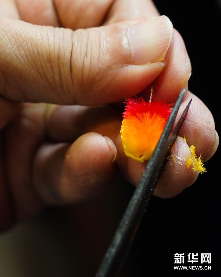 ���DƬ���£���4������ˇ�ˡ��w�䑗���ڴ��ֹ�ˇ�q���܉�Ʒ�ƻ����a(ch��n)�I(y��)��