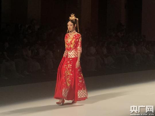 �c(di��n)���M(j��n)����һ�