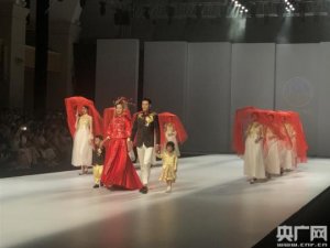 �V�|�r(sh��)�b�ܹ��𡰎X���Ļ�+���z�V�C���r(sh��)���L(f��ng)