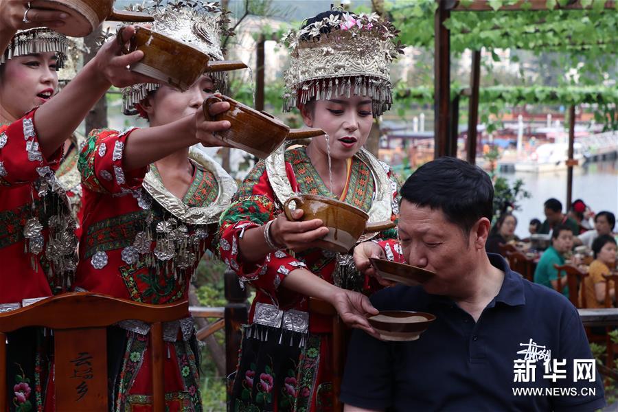 ���Ļ�����1���ڵ�կ�f�_С�(zh��n)�w���z�Ą�(chu��ng)��(ji��)