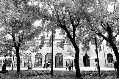 ���Ą�(chu��ng)���l(f��)���аl(f��)չ�»���