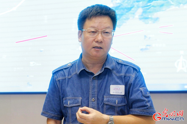 �����r(sh��)��•��ƽ�_(t��i)•�C(j��)����������һ��һ·�����;W(w��ng)�j(lu��)���}���(d��ng)������Ĵ���O(sh��)�ߣ������o(j��)���̡�ӛ����҂��ĺ�ˮ���ഺ