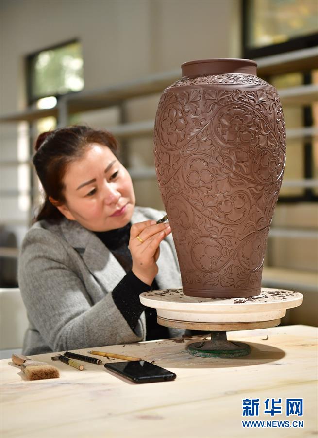 ���Ļ�����2���o��ҫ�ݸG��(chu��ng)��1400������������~���e��