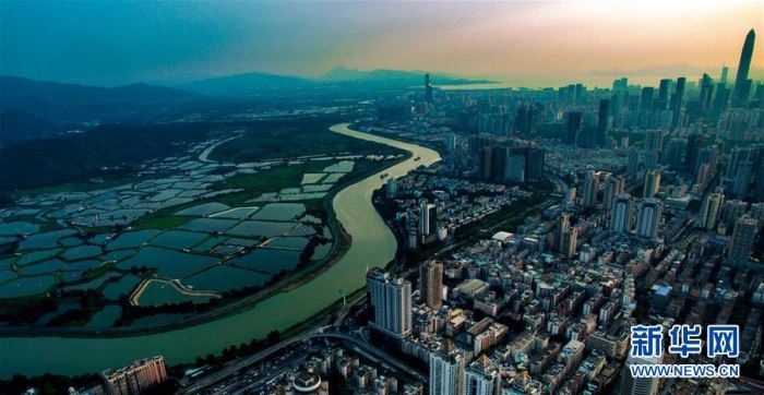 �����Aȫý�^�l���D�Ļ���(d��ng)����4���L(f��ng)��һ���ҡ�������(x��)��ƽͬ־����ĵ��h�����·�����һ���g