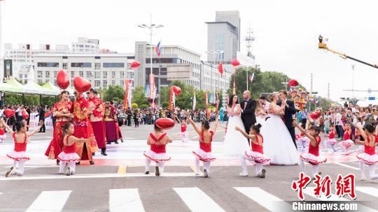 �ж����˺�Ц�]�� �w�|�� �z