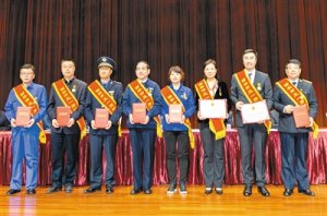 �������_�cף��һ���H�ڄ�(d��ng)��(ji��)���(hu��)