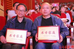 �������e�С�4��23�������x������ȫ����x����(d��ng)�xʽ������һ�ق�(g��)