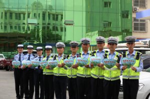 �����и��ȿh�����ֽ�����ꠣ����ν�ͨ��ȫ���� ��Ⱥ�����б��{�o��