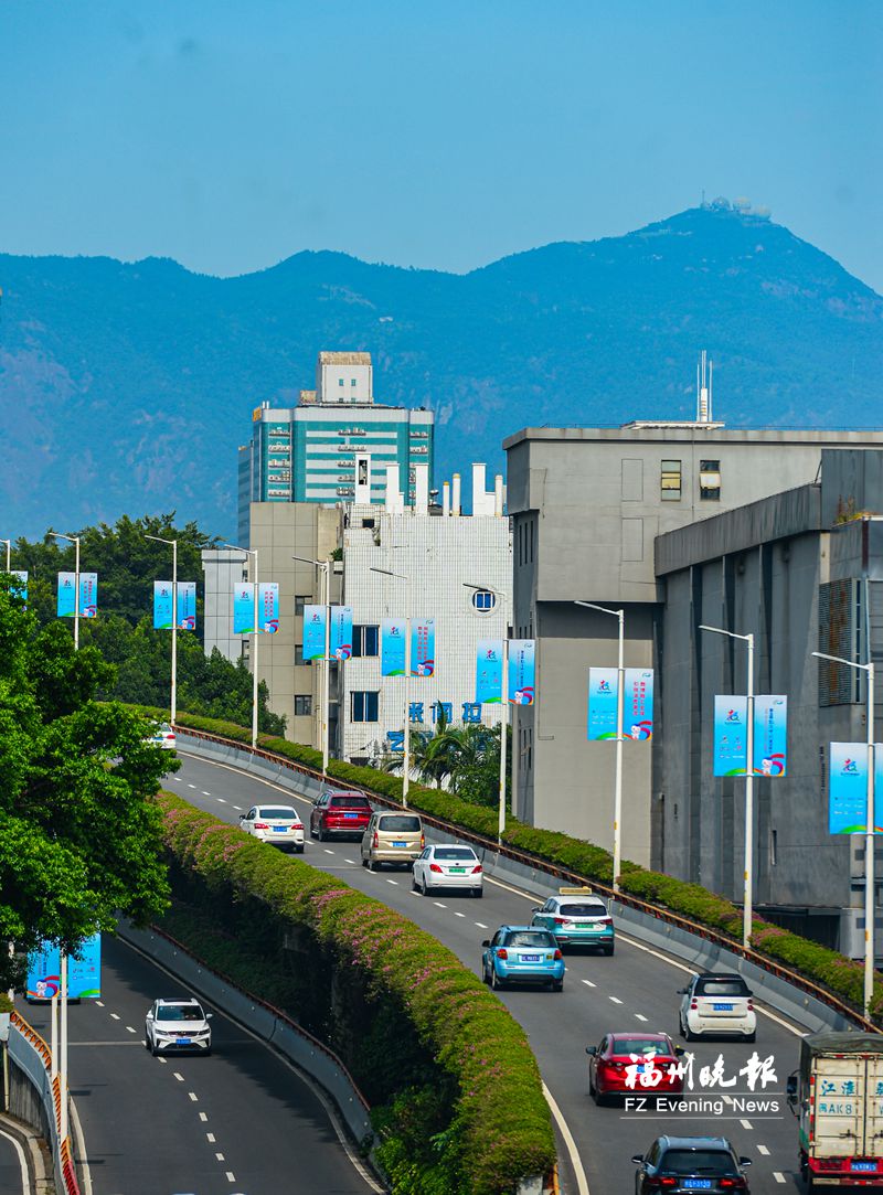 12����Kչ�F(xi��n)��(sh��)���Ї����O(sh��)�ɹ�