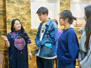 ��������У�W(xu��)�����M(j��n)�Ļ��^�w�(y��n)���z����