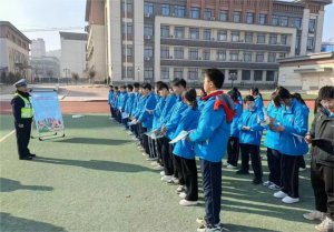 μ�����ѳǿh�_չ��ͨ��ȫ�MУ�@��� ��W�����𡰰�ȫ�㡱