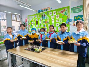 ���l(xi��ng)�hɳ���(zh��n)���ČW(xu��)Уȫ�����M�ڄӽ���,���B(y��ng)�r��ȫ��l(f��)չ�W(xu��)��