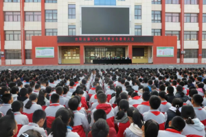 �ͷ��M(j��n)У�@ �L��ƽ�����O(sh��)�®�������μ�Ϻ��(y��ng)��Ժ�_չ����У�@�����f�������}�����������(d��ng)