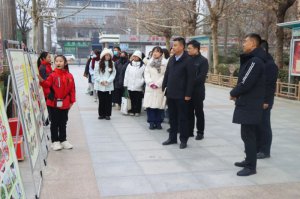 μ���д���h�_չ�м��W(xu��)�ƽ��л��ػ�� �����������|(zh��)���l(f��)չ