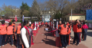 �A��пƅf(xi��)�e�k����ʮ���á��Ƽ�֮�������մ���܇�M(j��n)У�@���(d��ng)