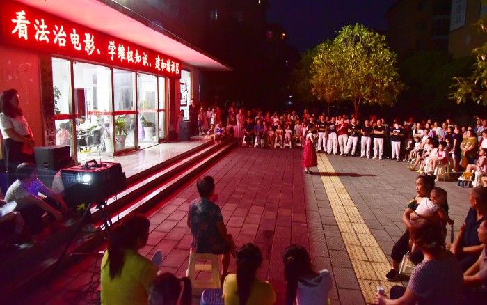 8��13���������h�hԴ�ֵ���������^(q��)����ͨ�^�շ������_չ�շ��������M��^(q��)����������C������A �z.JPG