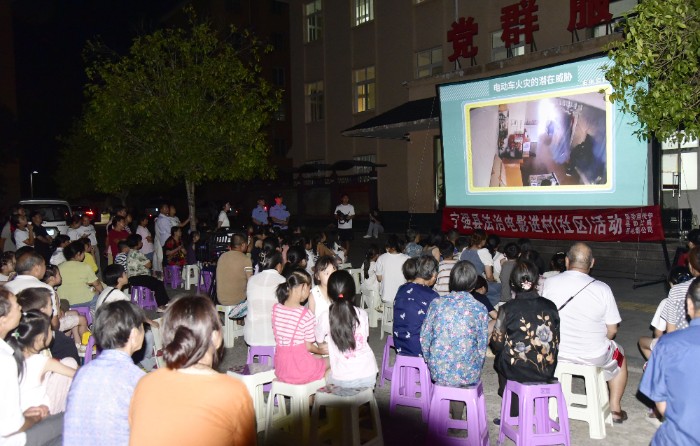 8��13���������h�hԴ�ֵ���������^(q��)�������^�����ӼҰ�ȫ֮늄�܇���(z��i)�A(y��)����������Ƭ������A �z.JPG