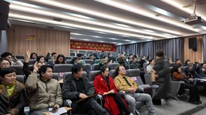 �����������^(q��)�������g(sh��)�҅f(xi��)���Q��